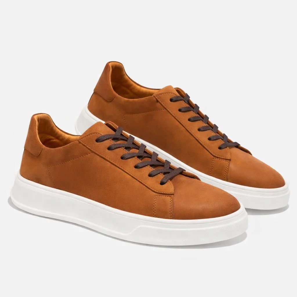 Коричневые кеды