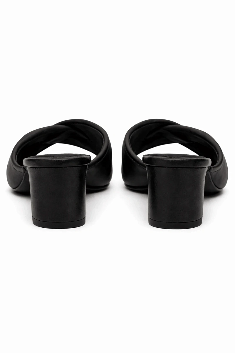 Туфли с открытым носком